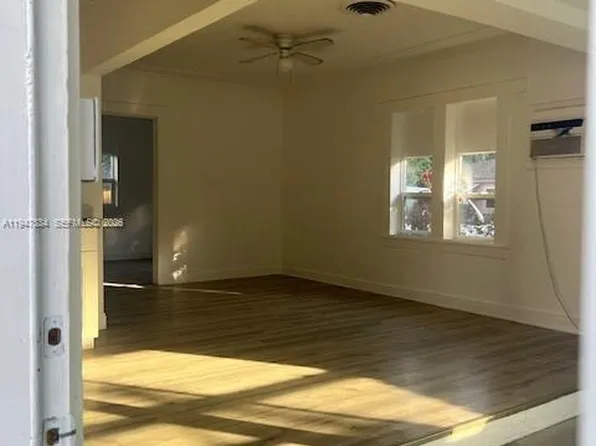 231 NE 56th St, Miami, FL 33137