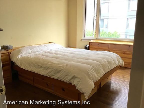 3rd image of 201 Harrison St APT 427
