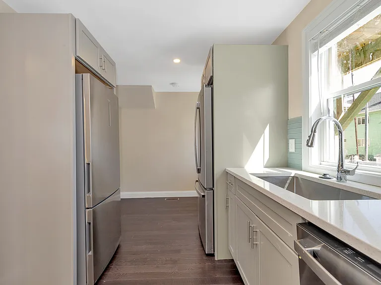 43 Wright Ave #3 — Photo 30