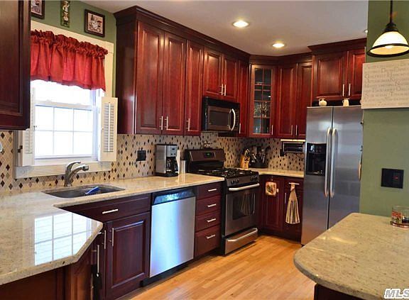4th image of 8903 249th St