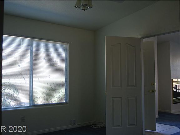 5th image of 258 Big Horn Dr #A