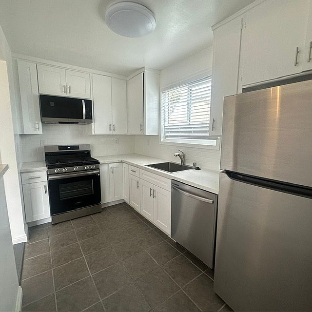 1st image of 3410 Club Dr #9