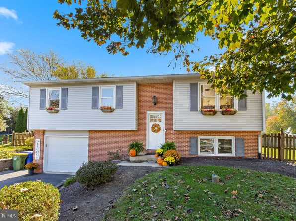 7 Ivywood Ct, Lancaster, PA 17603