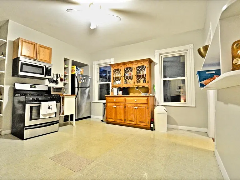 201 Hillside St #2A — Photo 3