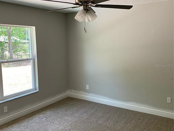 3rd image of 9549 N Pineview Way