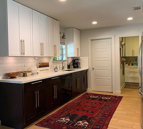 butler's pantry and laundry 