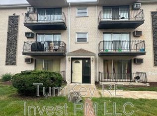 1685 Harbor Ave, Calumet City, IL 60409