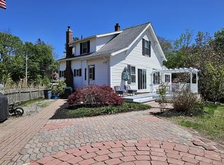 131 Pleasant St, Paxton, MA 01612