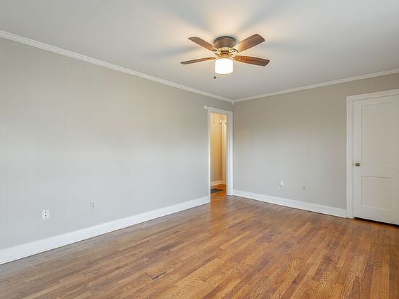 5th image of 25 Hunt Ave