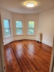 Rented by Metropolitan Realty