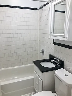 Rented by Warren T Real Estate Corp. | media 20