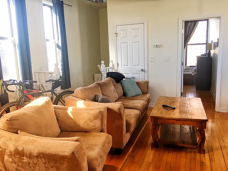 1421 W Huron St #3F — Photo 8