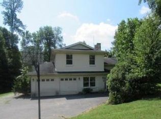 3424 Fairfax Rd, Coeburn, VA 24230