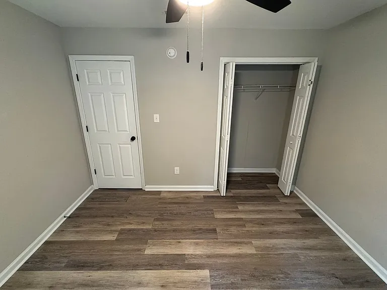 320 Hamilton Dr NE — Photo 7