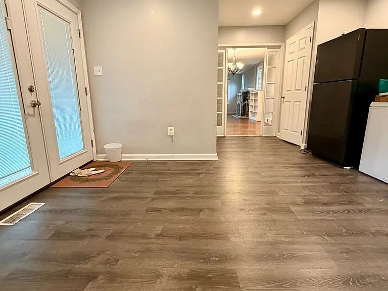 300 Winding Way — Photo 27