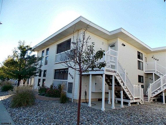 2nd image of 4336 West Ave #30