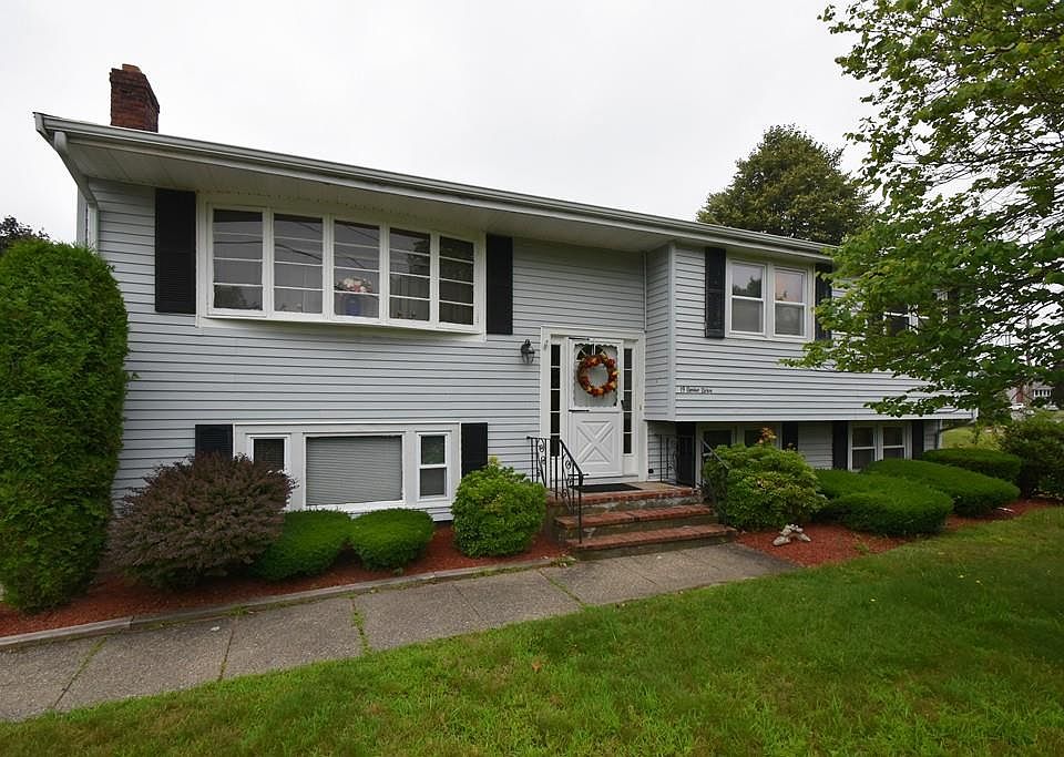 1st image of 19 Denise Dr