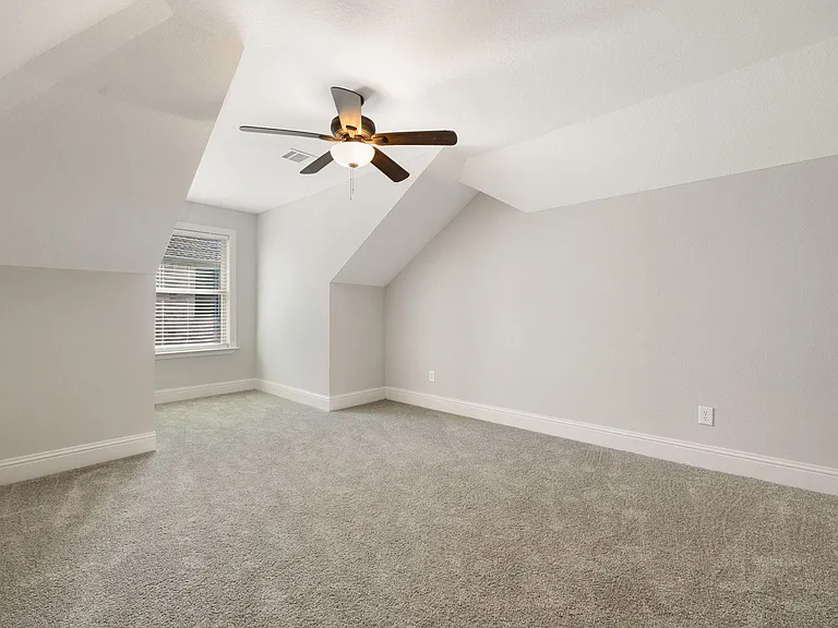 5401 Zephyr Ln — Photo 20