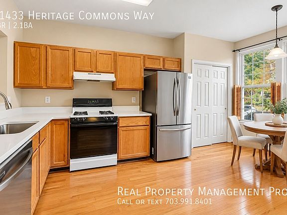 4th image of 11433 Heritage Commons Way