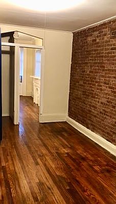 4th image of 916 3rd Ave #5D