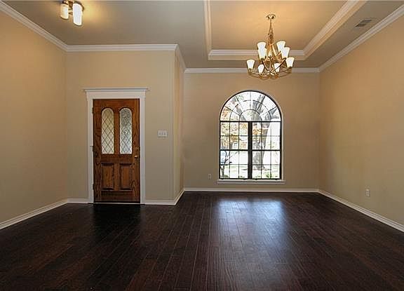 3rd image of 2523 Copper Creek Ln
