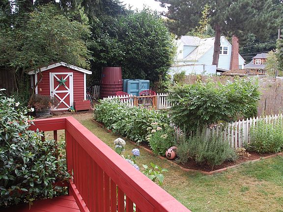Deck/Yard