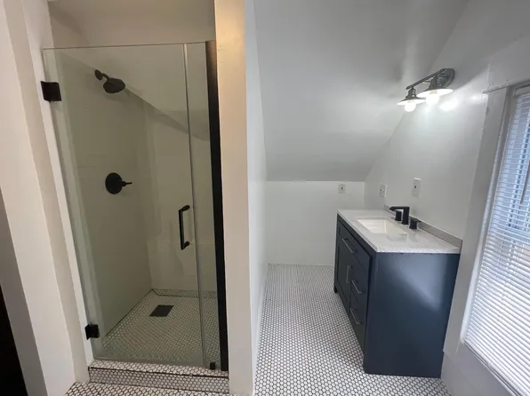 4100 Campbell St, Kansas City, MO 64110