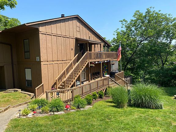 Lower level unit with large deck