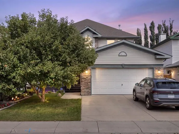 117 S Lakeview Shrs, Chestermere, AB T1X 1H1