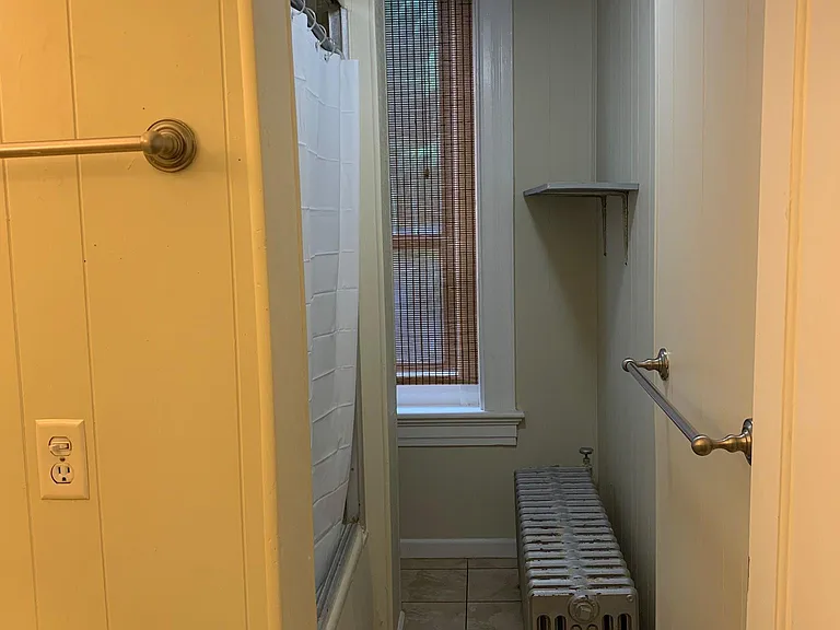 2325 Ohio Ave #2 — Photo 19