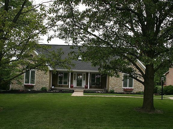 2nd image of 215 Ana Jo Ln