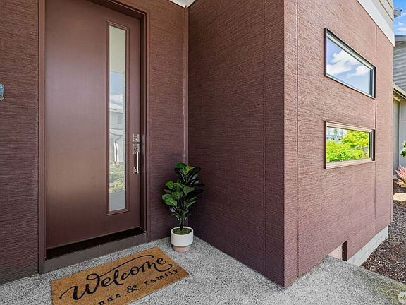 3rd image of 33499 Golden Lakes Ln #33498