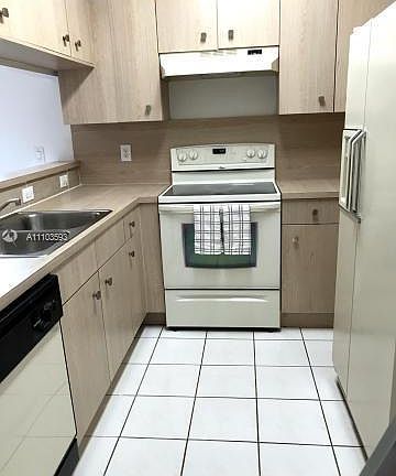 5th image of 2287 NW 161st Ave
