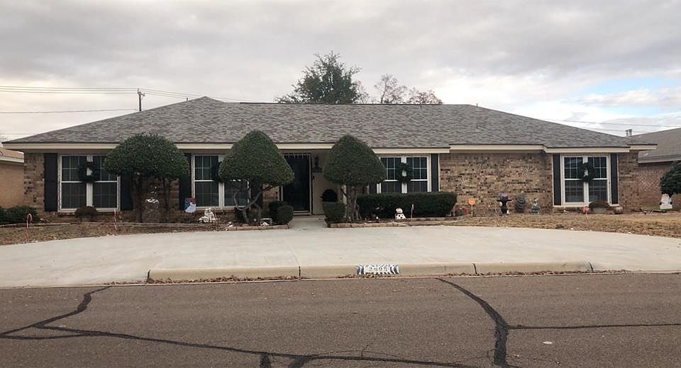 1st image of 3908 Crestridge Dr