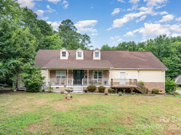 306 Nance Rd, Charlotte, NC 28214