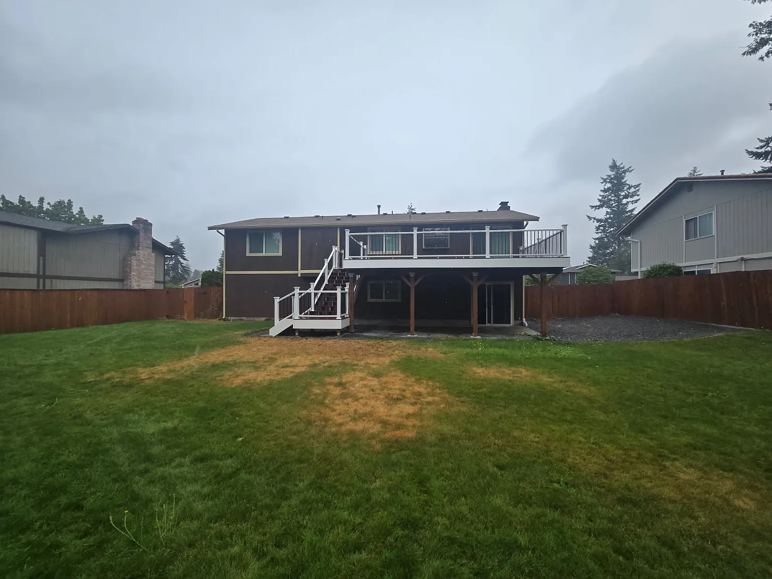 3 bed, 1968 sqft, $2,995 — Photo 4