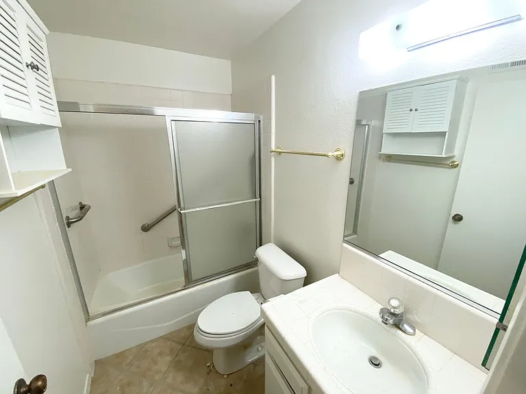 6009 E La Paz Cir — Photo 12