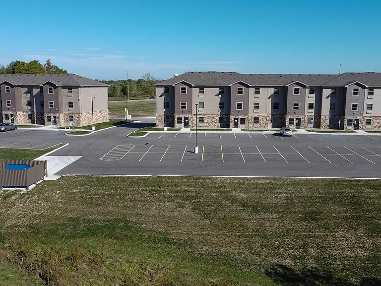 Crossroads Place Apartments — Photo 89