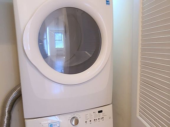 5th image of 53 W 94th St APT 3F