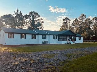 111 Hillside Dr, Cochran, GA 31014