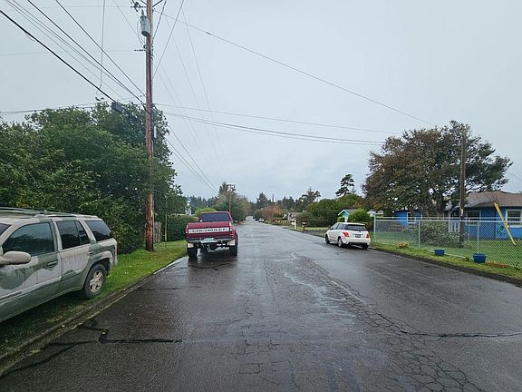 4th image of 1170 7th St