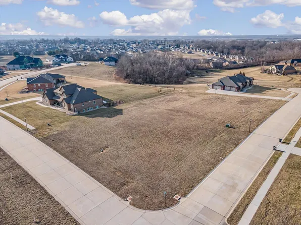 512 Charles Way, Columbia, IL 62236