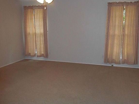 5th image of 644 E Utah Ave