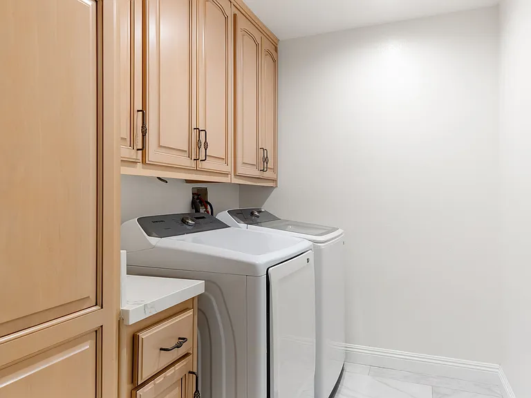 13072 Lariat Ln — Photo 46