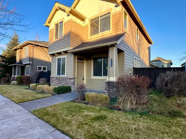 63114 Dakota Dr, Bend, OR 97701
