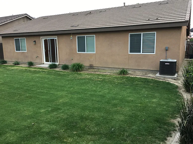 11404 Eresma Dr — Photo 23