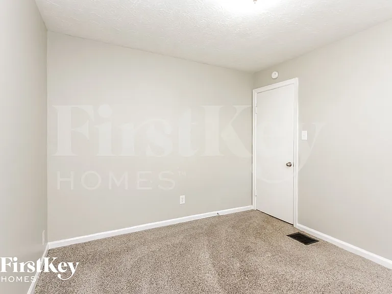 2337 Calhoun St — Photo 12