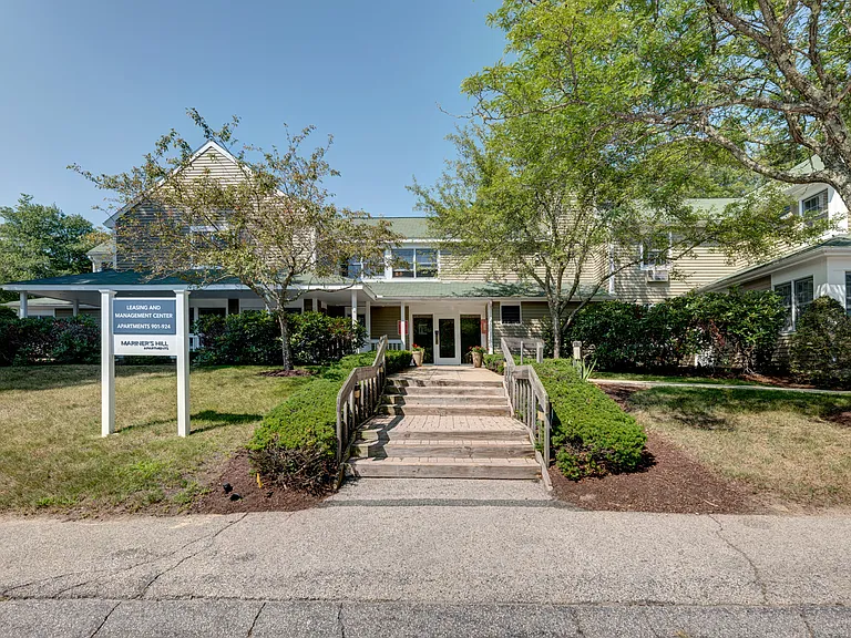 Mariner's Hill Apartments — Photo 16