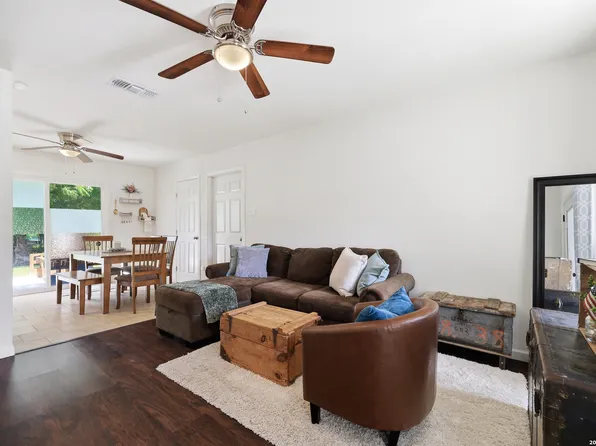 6707 Pear Tree, San Antonio, TX 78218