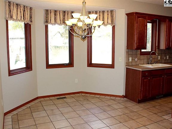 5th image of 4016 N Prairie Hills Dr